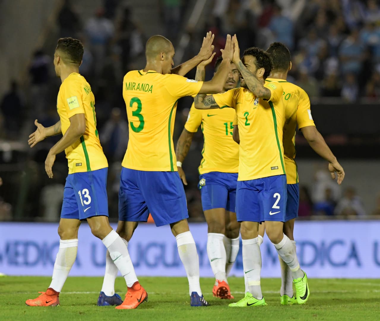 Brasil finalizó el año como segundo en la clasificación de FIFA, luego de dar exhibición de un trabajo brillante en las eliminatorias de Conmebol, donde fue líder.
