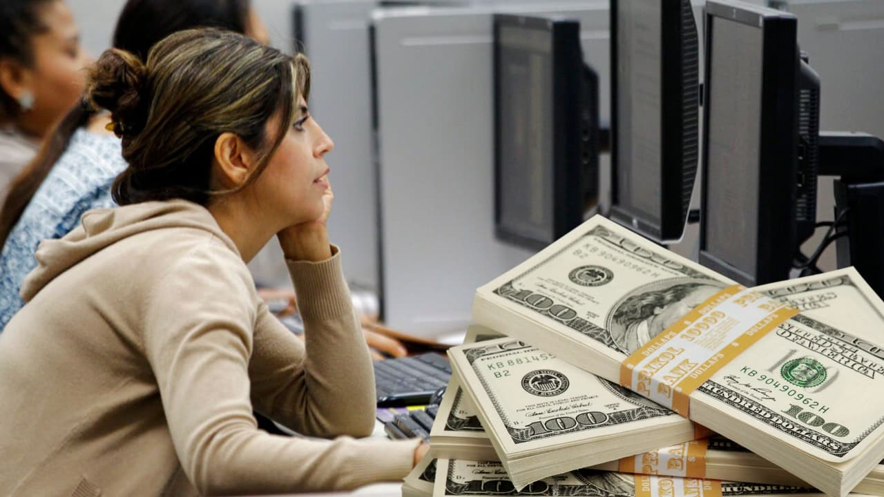 Así es como puedes aplicar al seguro de desempleo en California 