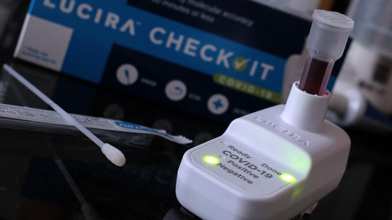 La Casa Blanca reparte pruebas caseras de covid-19 a todo el país; te decimos cómo pedirlas