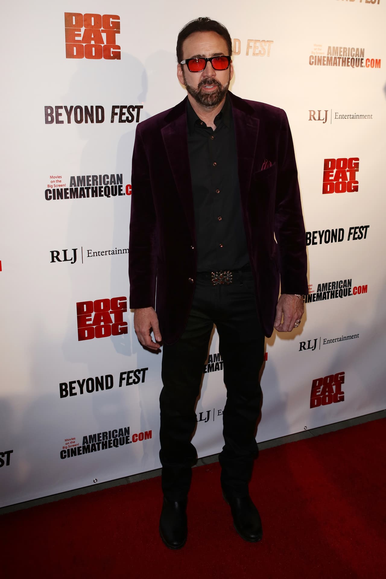 Cuando Nicolas Cage solicitó la anulación del matrimonio, argumentó que 
<b><a href="https://www.univision.com/shows/despierta-america/estaba-borracho-un-video-muestra-a-nicolas-cage-peleando-con-su-futura-esposa-en-las-vegas-video">actuó por impulso y sin tener la capacidad de reconocer</a></b> o comprender el impacto total de sus acciones.