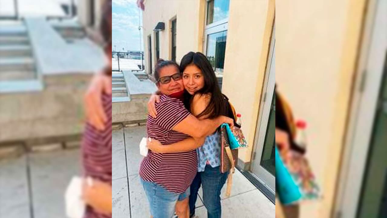 Madre logra reunirse con su hija tras ser secuestrada hace 14 años, cuando era una niña de 6 años de edad