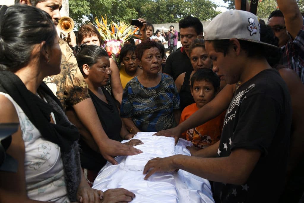 Desde hace años el centro ha estado envuelto en polémica por denuncias de agresiones sexuales, físicas y maltratos se hicieron públicas en varias ocasiones, aunque nunca recibieron respuesta.