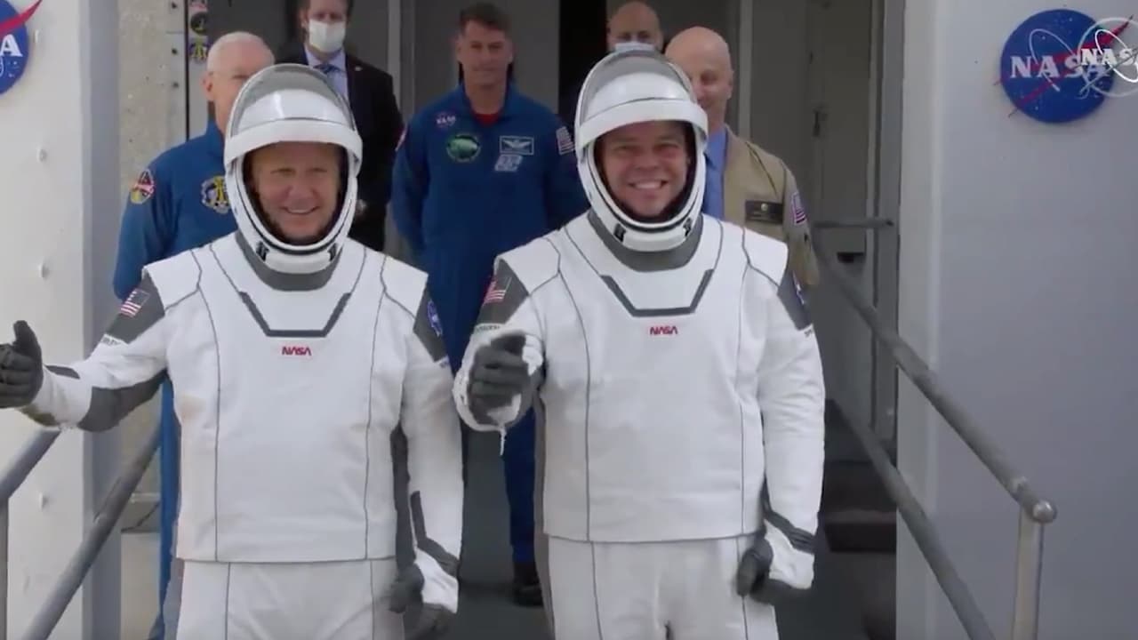 Fernández ha colaborado con producciones cinematográficas de Hollywood, creando vestuarios para las películas de Marvel.