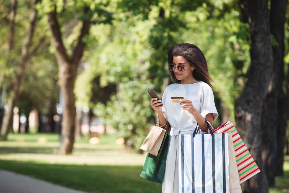 <b>Oportunidades que debes aprovechar este mes:</b> Los fines de semana, no te quedes inactivo, sal, disfruta la naturaleza. Lo que hagas en esos días se revertirá en salud y energía en tu vida.
<br>
<br>
<b>Peligros que debes evitar:</b> Las quejas y actitudes negativas sobre todo elude a esas gentes hipocondríacas y quejumbrosas que se pasan la vida encontrando todo mal y defecto en todos.