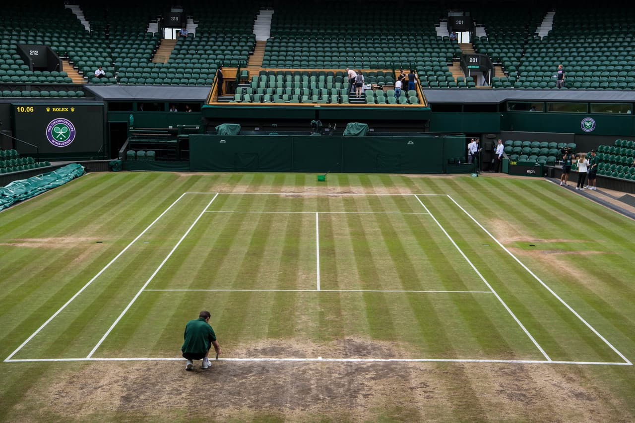El desgaste en la ccancha es evidente tras 2 semanas de competencia.