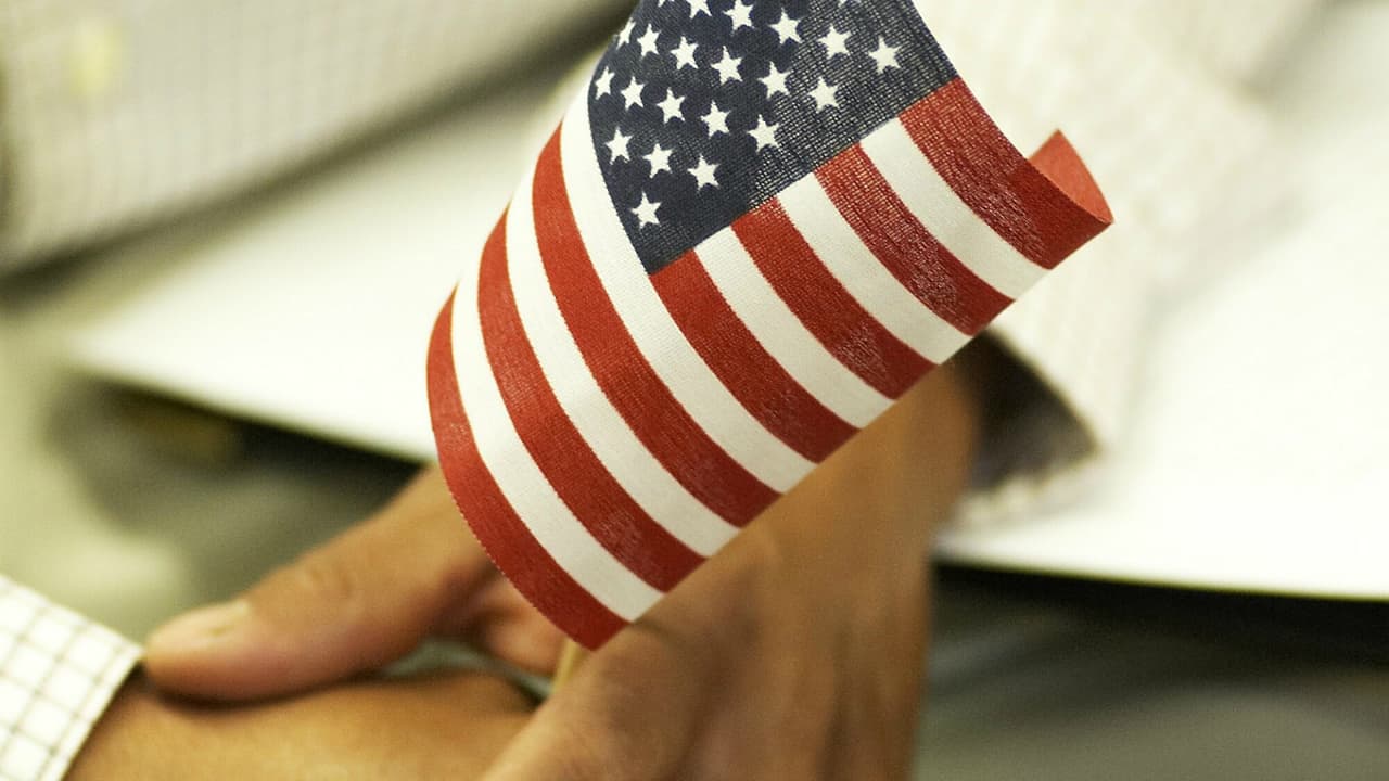 El 23 de diciembre van a subir los precios del proceso de ciudadanía americana