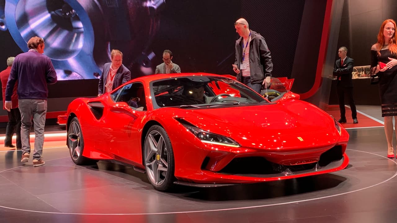 <h3 class="cms-H3-H3">Ferrari F8 Tributo</h3>
<br>Esta actualización, algo radical, del magnífico del Ferrari 488 GTB, al cual reemplaza, es una de las grandes estrellas del show suizo.