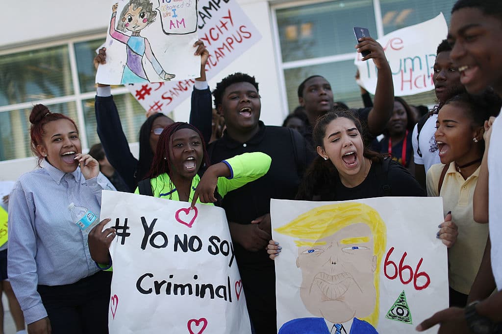 ¿Hasta dónde protege a los indocumentados un campus santuario?