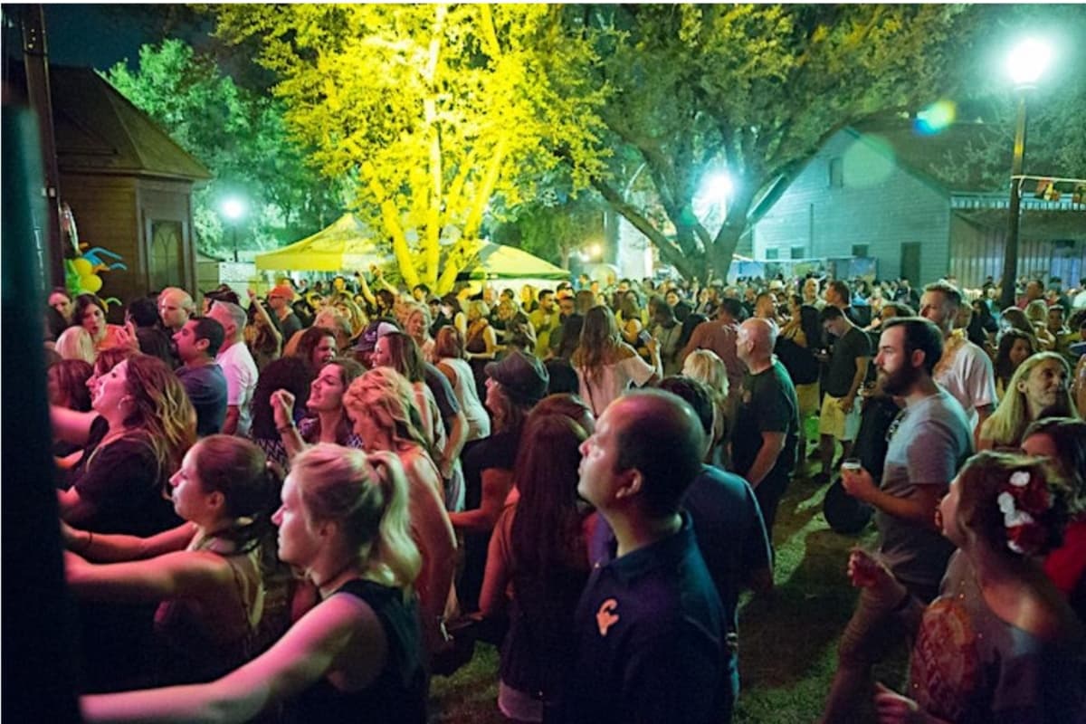 Al evento se espera la asistencia de dócenas de personas que buscarán divertirse en la fiesta más grande del condado de Kern.