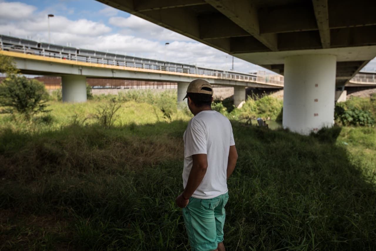 Este fue el lugar en el que Damián vio por última vez a su hijo: "¿Sabes qué duro es ver que su hijo se va por ese puente y que probablemente no lo vuelvas a ver?".