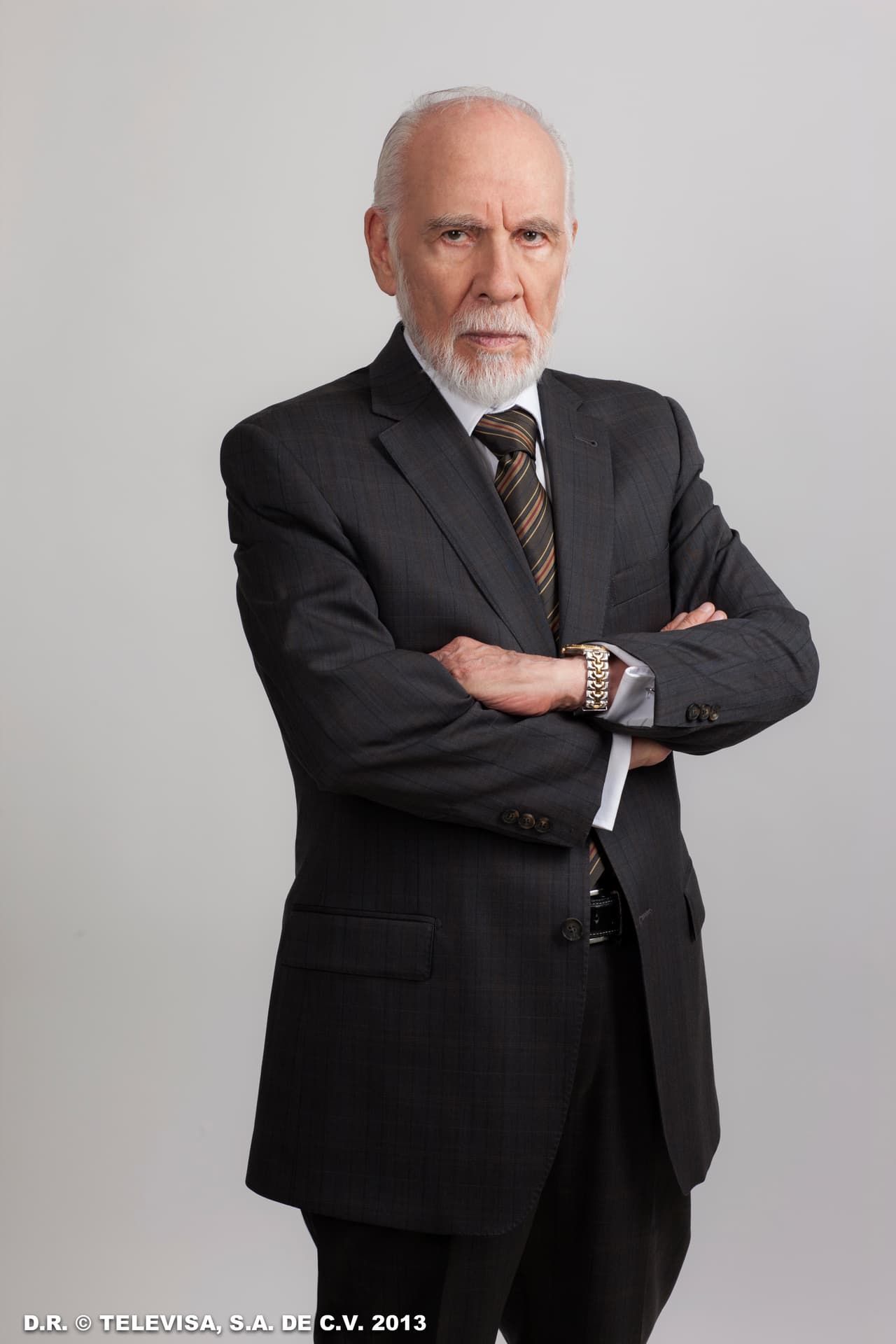 En esta última interpretó al padre Sixto y compartió créditos con Michelle Renaud y Pablo Lyle.