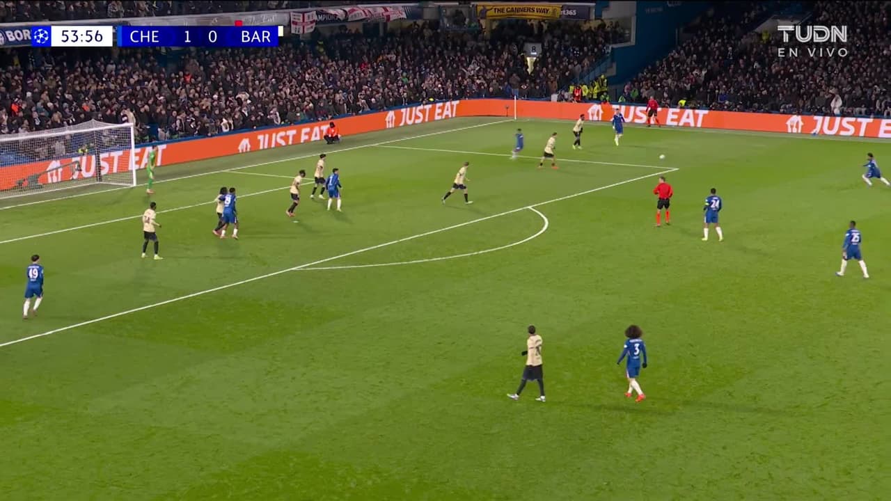 ¡GOL!  anota para Chelsea. Estêvão
