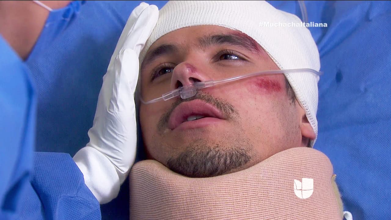 En Muchacha Italiana Viene a Casarse, Benito sobrevivió al terrible accidente que sufrió por salvar a Fiorella.