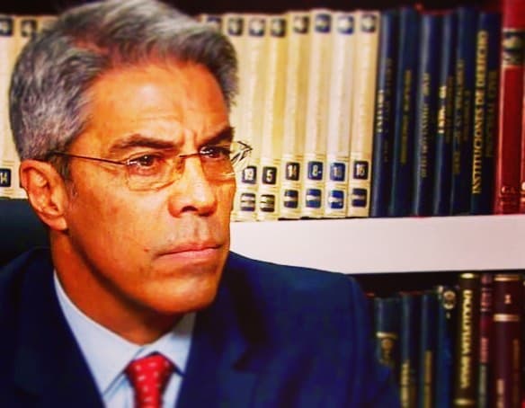 Pero también aseguró que este tema no ha sido puesto sobre la mesa dentro de su familia: "Ni siquiera le he preguntado algo a mi hermano, ni siquiera se lo voy a preguntar", mencionó.