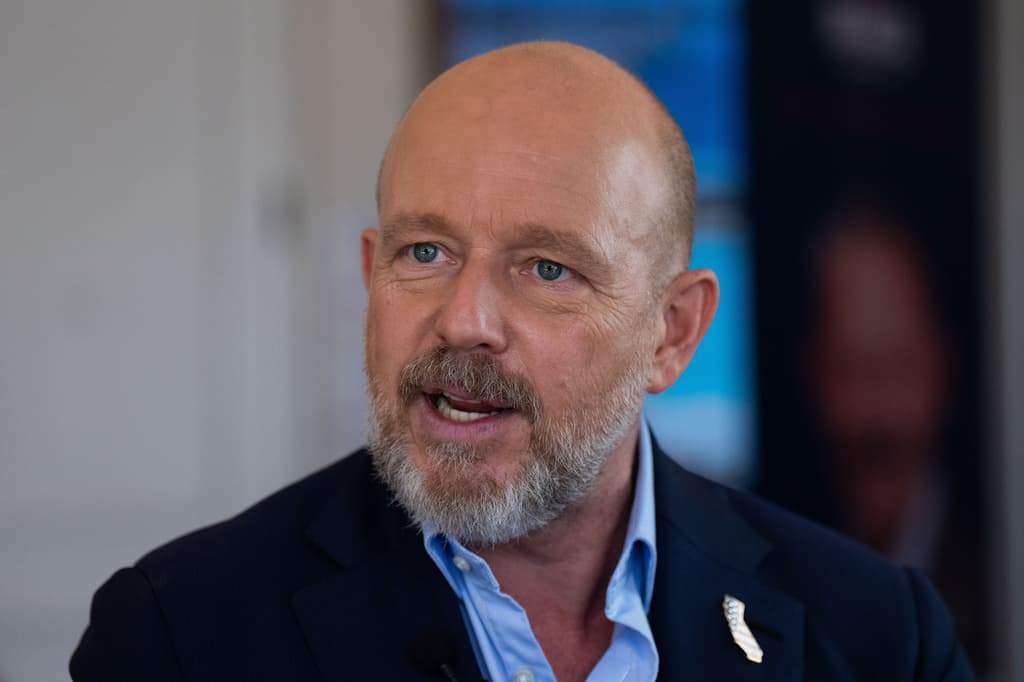 Steve Hilton avanza a la elección general por la gobernación de California y enfrentará a Xavier Becerra