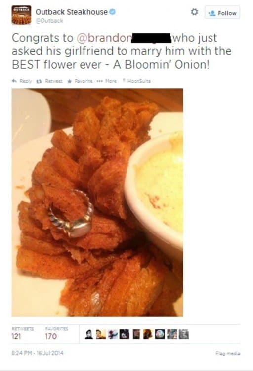 Una orden especial de aros de cebolla, ¿ridículo, o romántico?