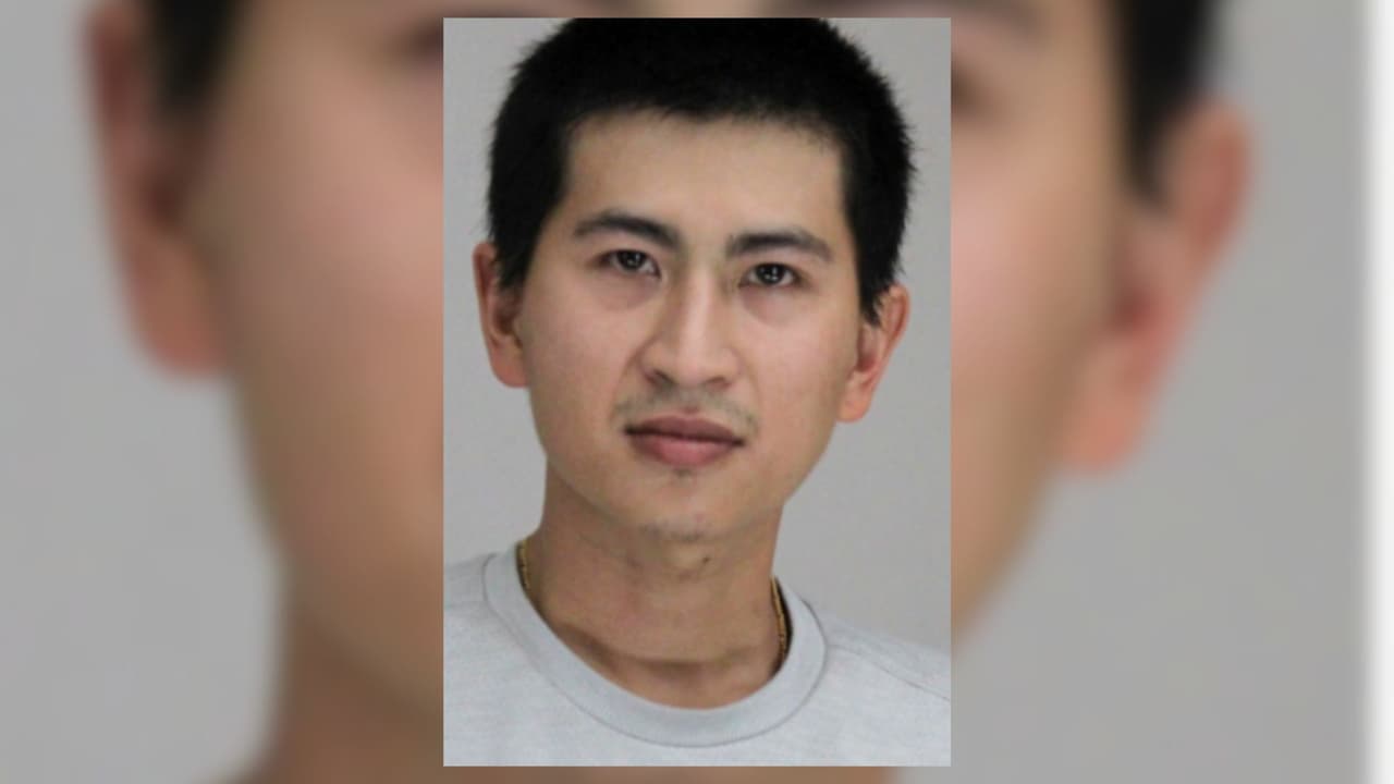 Fotografía de Loi Lien, sospechoso de robo de auto, difundida por la policía de Dallas.