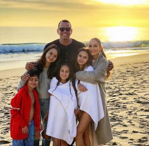 Sin embargo, la convivencia entre los hijos de ambos no ha sido siempre color de rosa.