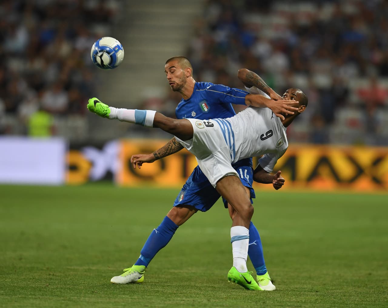Tras su último partido ante Italia, ha quedado fuera de la selección y las lesiones han mermado su rendimiento.