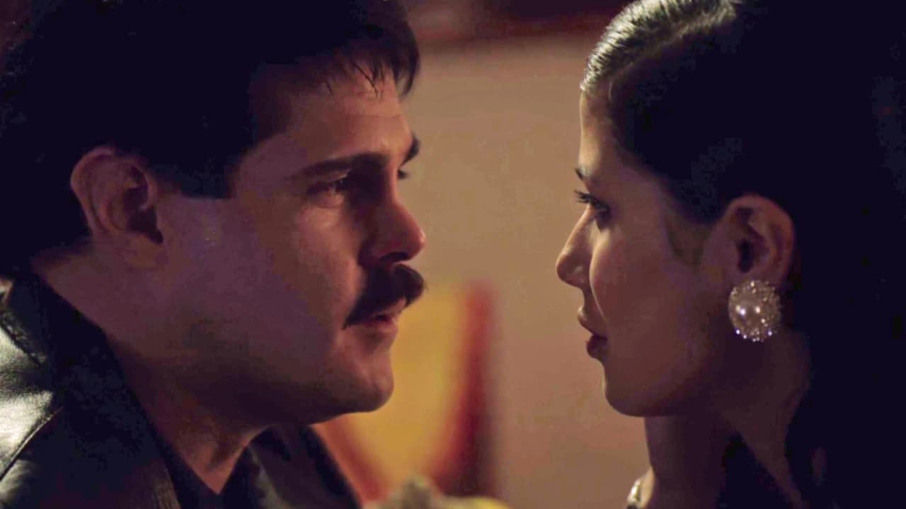 ‘El Chapo’ said to Elba he had to run some errands, she asked if he’d come back. “Of course, my queen. I’m coming here to be your king,” was Joaquín’s Guzmán.