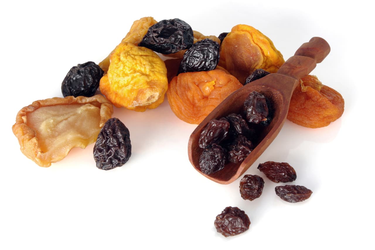 Los frutos secos y cereales estarán mejor en tu despensa pues lo único que requieren es un lugar seco y húmedo para conservarse.