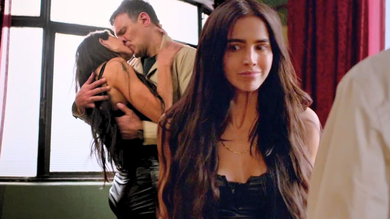 LALOLA 2: Lola cede ante los encantos de Gastón y terminan en la cama