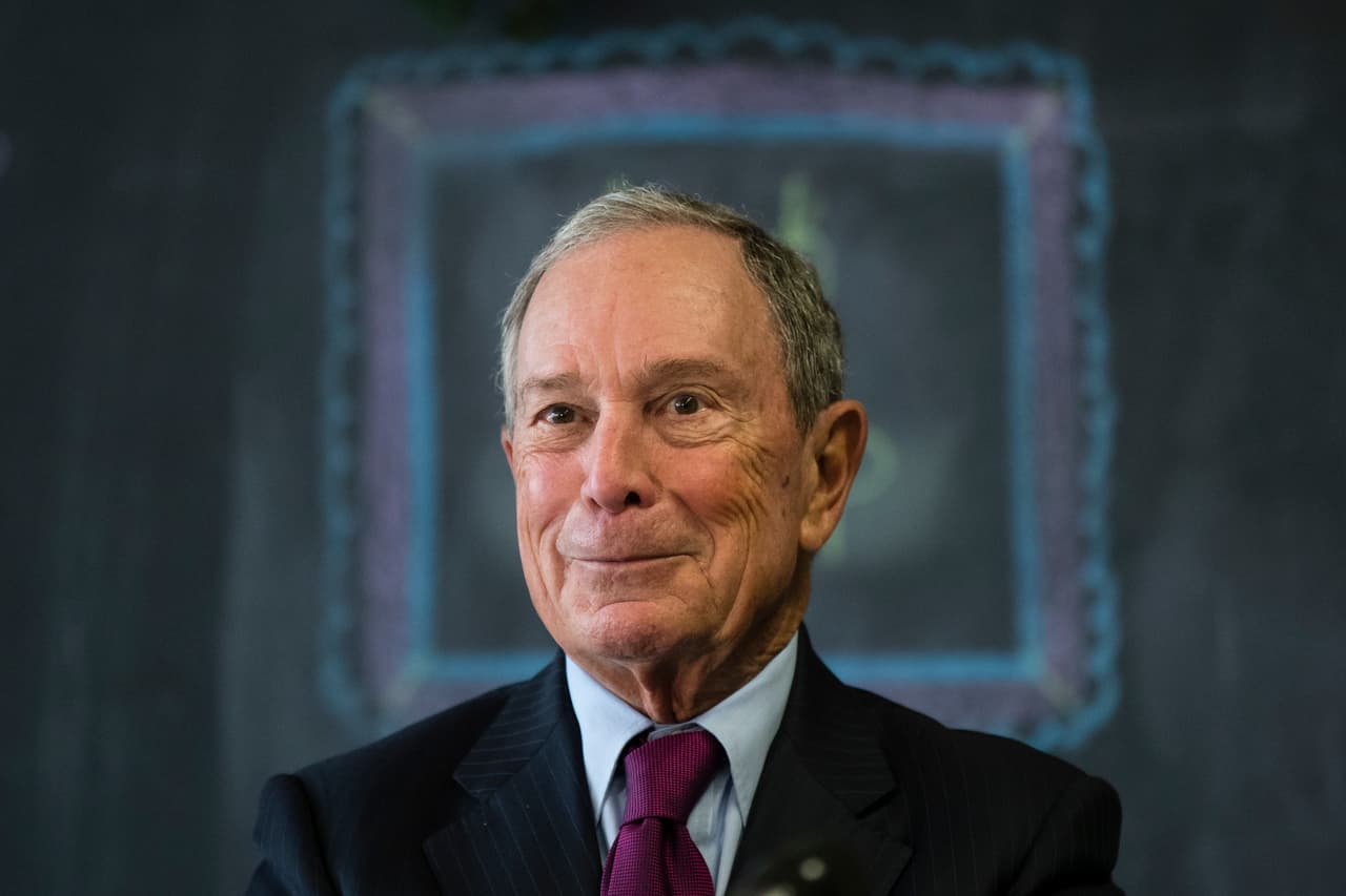 <b>Michael Bloomberg, 76 años.</b> Fue alcalde de la ciudad de Nueva York (2002-2013) y es presidente y fundador de Bloomberg L.P, una empresa de servicios financieros, software y comunicación. Ocupa el escaño 11 en la lista de millonarios de Forbes.