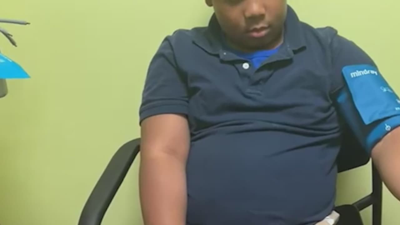 “No hay empatía”: madre hispana denuncia que su hijo de 7 años sufre maltrato en su escuela