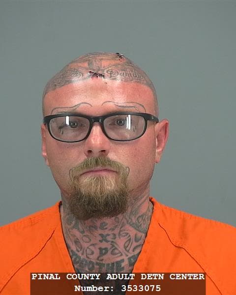 Arrestan a sospechoso de apuñalar a tres personas en Casa Grande