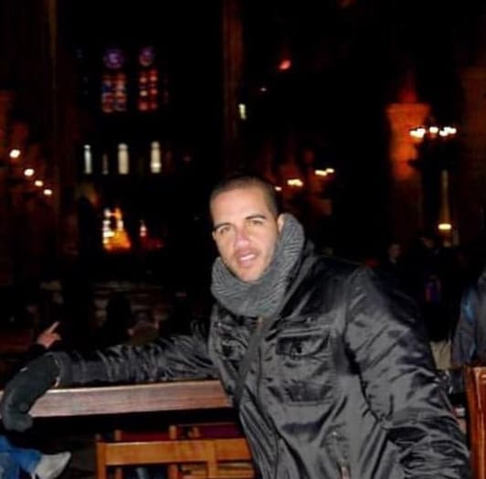 El Chef Yisus también fue testigo del ambiente espiritual que se vive dentro de la catedral de Notre Dame: “Un sitio que te llena apenas entras, sobre todo para los que somos católicos. Esa fuerza religiosa que representa esa catedral, es increíble”.
<br>