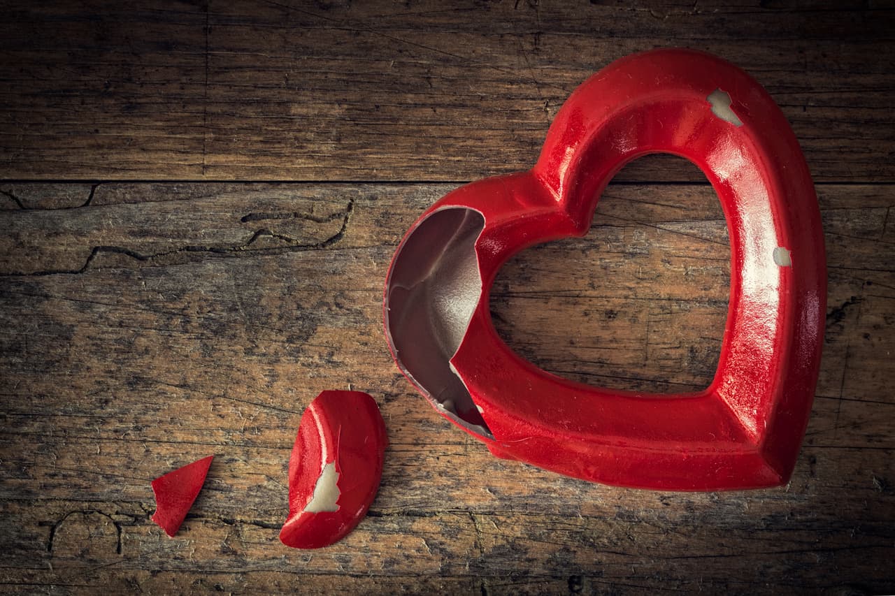 Te presentamos algunos datos que no sabías sobre tener el corazón roto.