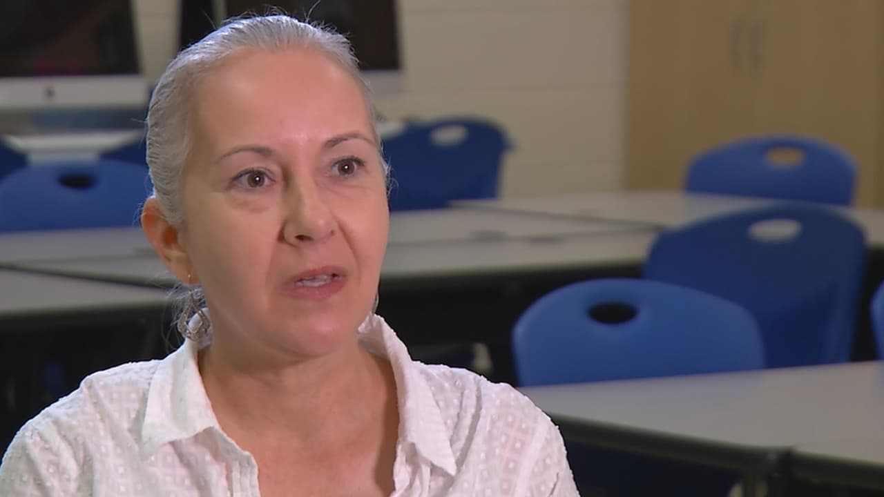 La consejera estudiantil Judy Pérez, de la secundaria South San Antonio High School, en San Antonio, Texas.