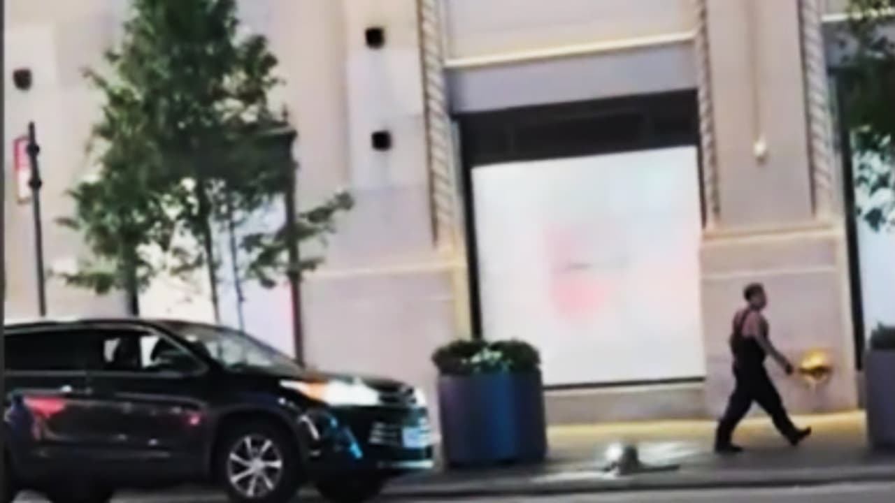 Misterio en Manhattan: Video muestra a varias personas saliendo de una alcantarilla en la madrugada