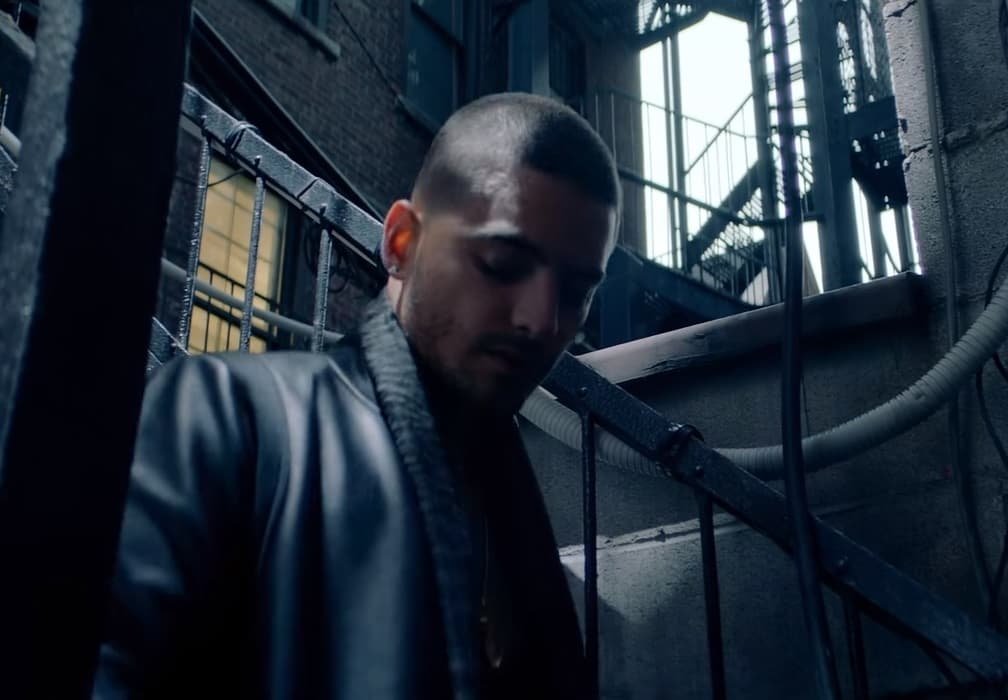 Thalía y Maluma estrenaron el videoclip del tema 'Esa Noche'. Mira las fotos de este fascinante clip.