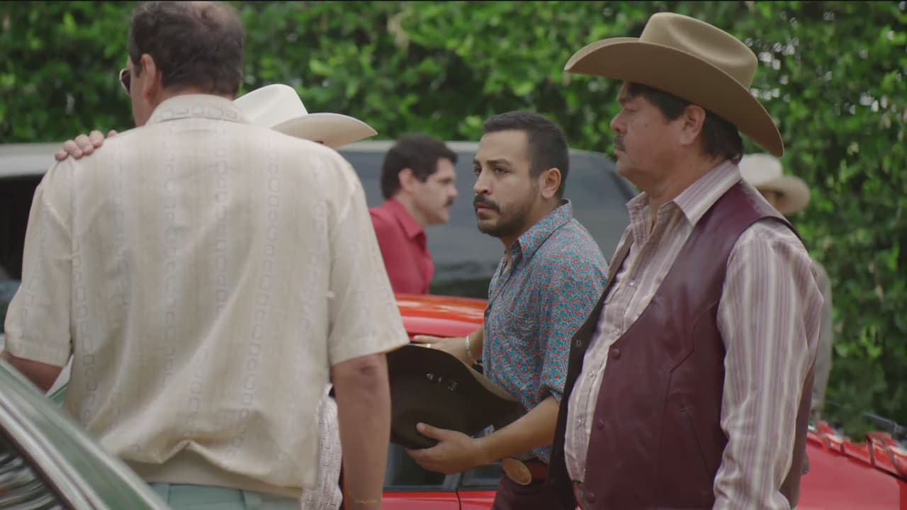 También los chalecos de piel eran del gusto de los narcotraficantes norteños.