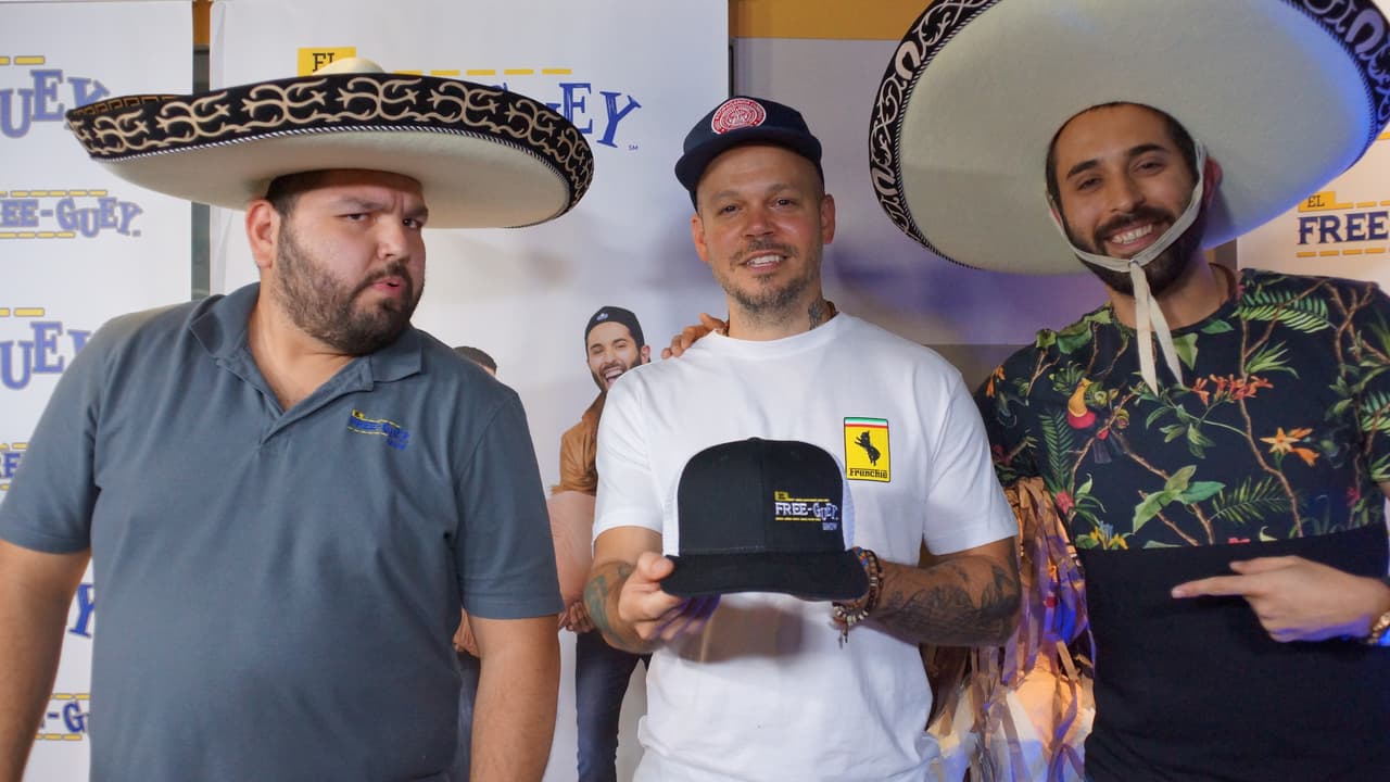 Residente se la pasó a todo dar con El Tambochi y El Compa Ivan.