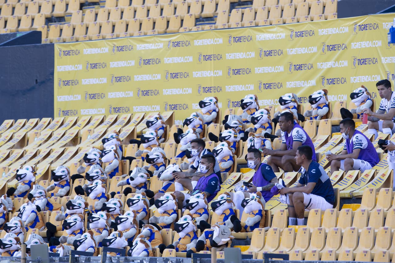 Así lucieron las gradas en el Volcán.