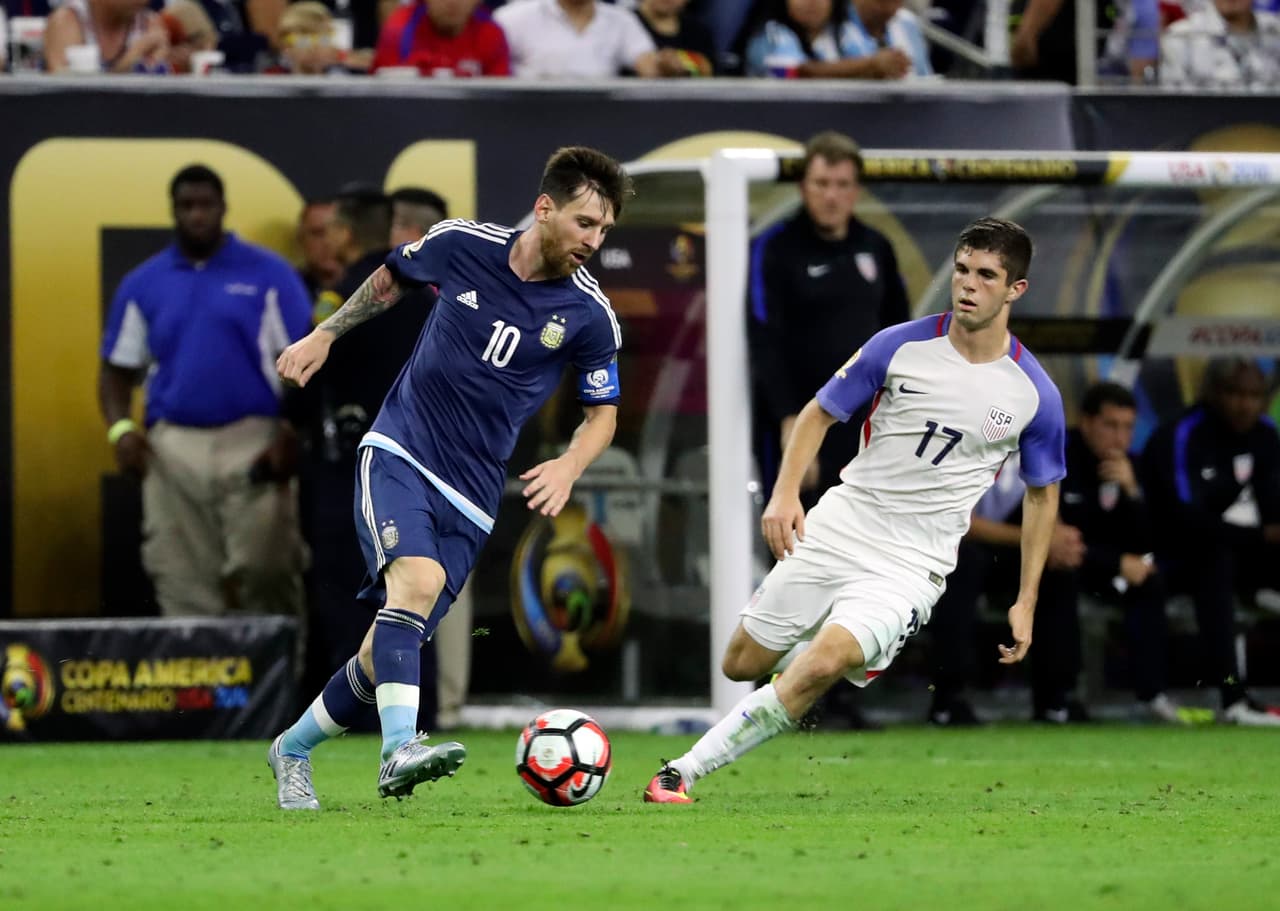 Un duelo que se puede repetir frecuentemente en Europa, y que podría volver a ocurrir en la Copa América 2024: Leo Messi vs Christian Pulisic.
<br>