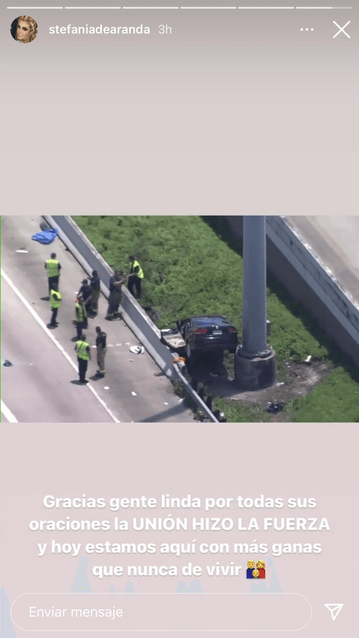 En otra agradeció las muestras de solidaridad que recibió mientras estuvo en terapia intensiva y luego en recuperación tras la compleja cirugía a la que fue sometida. 
<br>