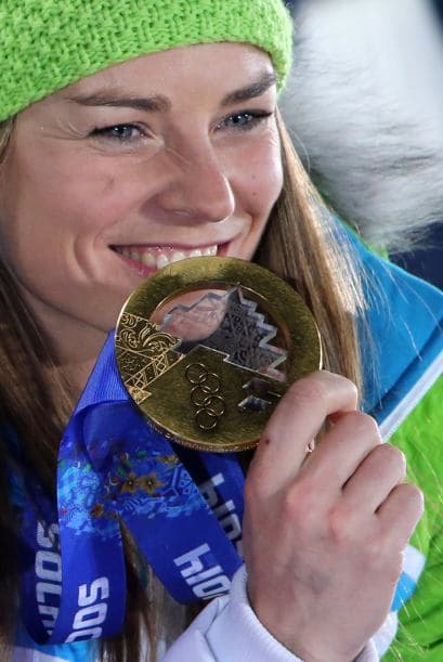 Maze tiene 30 años y es una de las seis mujeres que ha ganado en las cinco pruebas de la Copa del Mundo y una de las tres mujeres que ha ganado en cinco diciplinas en una sola temporada.