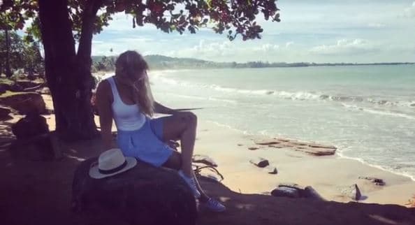 La exreina de belleza disfrutó de hacer turismo interno por distintos lugares de la Isla: Playa Sucia, Cueva Ventana, El Yunque, la Isla de Gilligan y más, según compartió a sus seguidores en redes sociales.