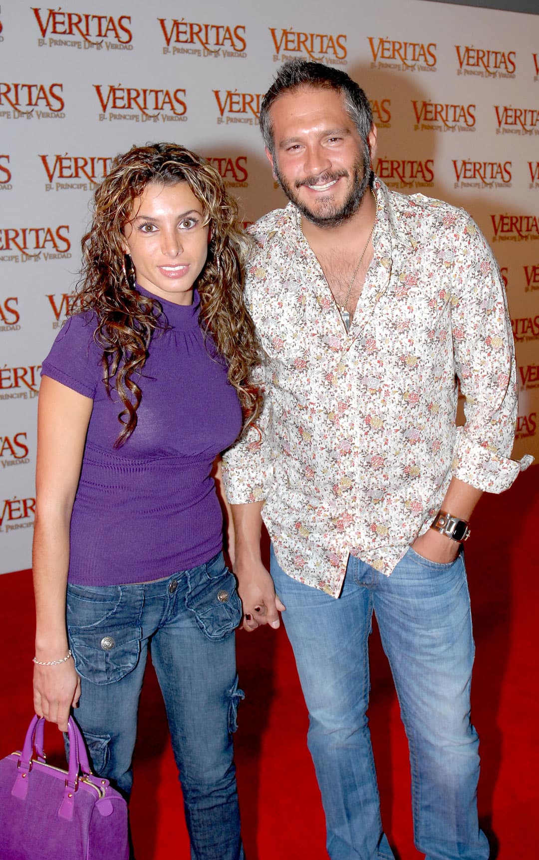 El actor, que alegó haber estado "con unas y con otras", añadió que lo llegaron a sorprender siendo infiel. El también descubrió que lo habían traicionado, describiéndolo como algo "horrible".