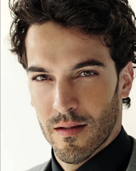 Ha participado en importantes campañas publicitarias para diversas empresas.