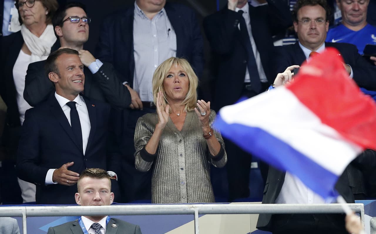 El presidente Emanuel Macron y su esposa Briguitte fueron parte de la fiesta de Francia en la UEFA Nations League.