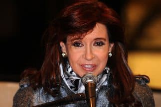 Argentina paga $3,043 millones por adeudos a organismos internacionales