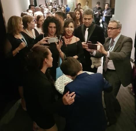 'El Gallito' no solo ha dado entrevistas, ahora también da charlas motivacionales y, al igual que Anthony, su popularidad ha aumentado de manera considerable.