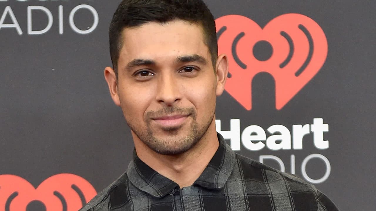Wilmer Valderrama sorprendió a su madre con una visita a la Casa Blanca