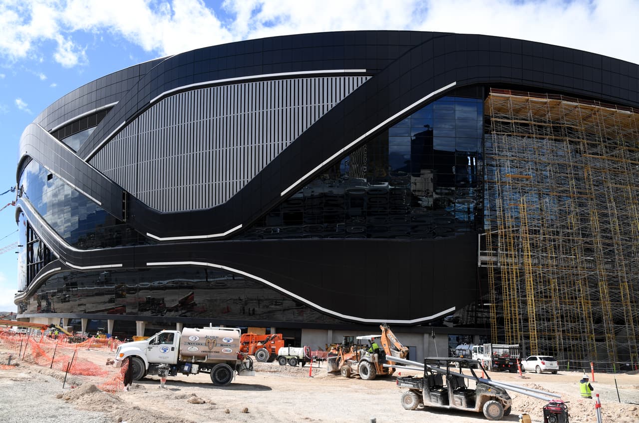 Superclásico se tambalea para inaugurar Allegiant Stadium