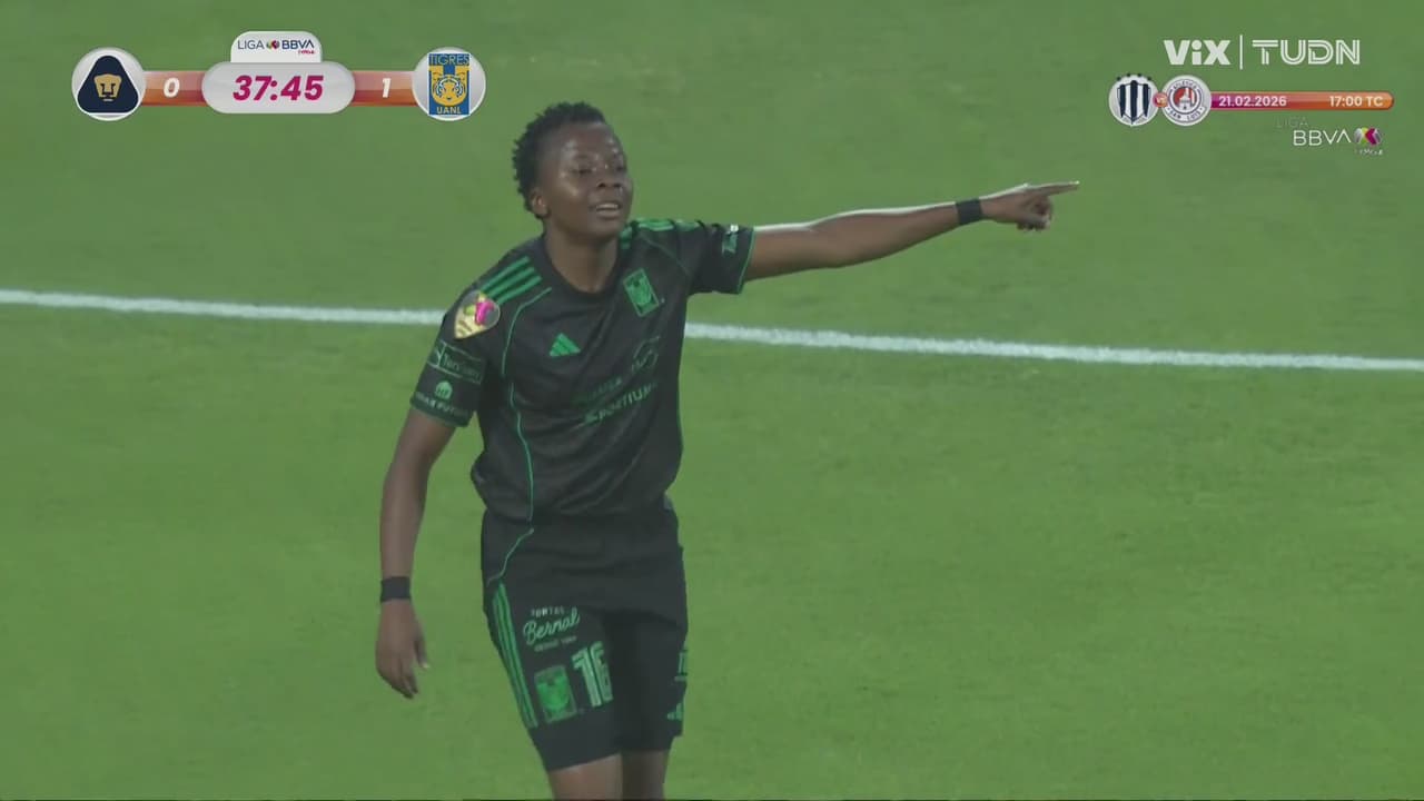 ¡Anulado! Echan para atrás el doblete de Thembi por mano en el área