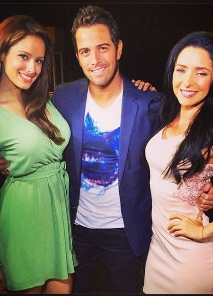 Aleyda disfrutando del elenco de 'La Malquerida'.